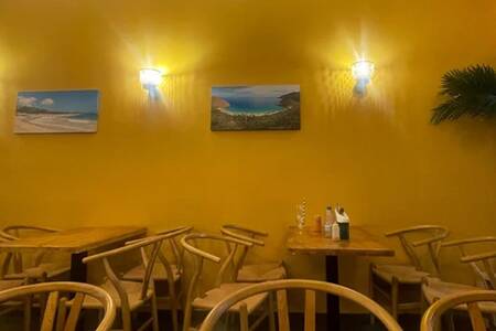 TU CACHAPA.COM, Restaurante Barcelona La Sagrera #0