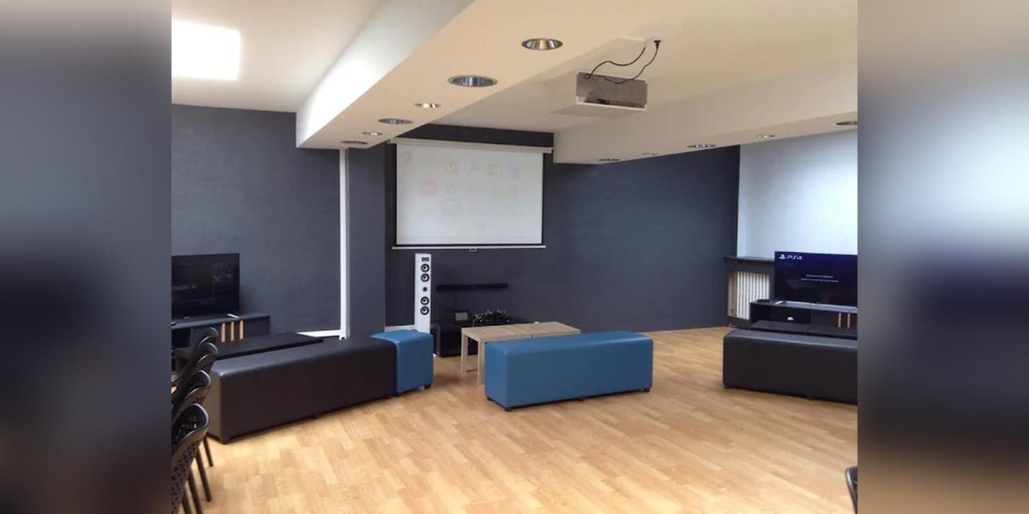 La Taverne Du Geek, bar