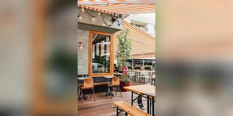 Loulou Antony, restaurant