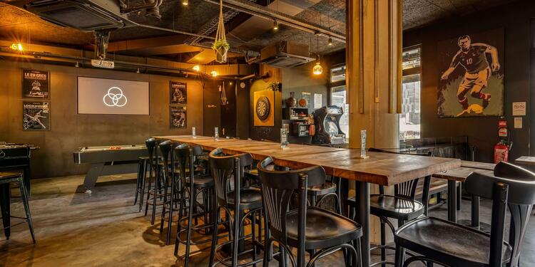 Unity Bar, bar