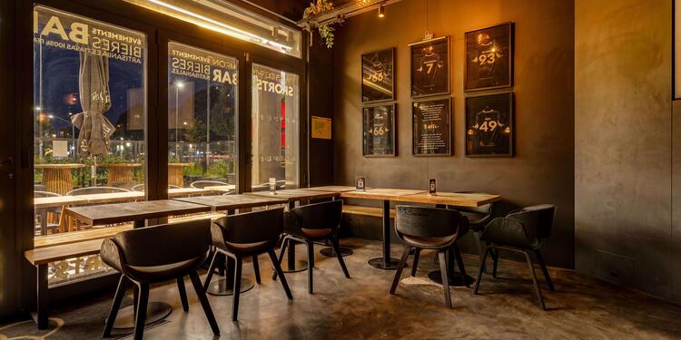 Unity Bar, bar