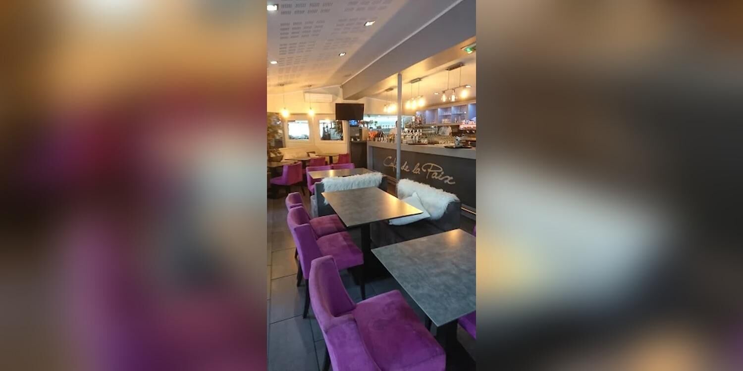 Cafe de la Paix, bar