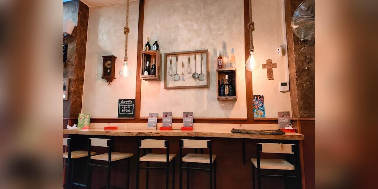 L Empanada de Papa, restaurant