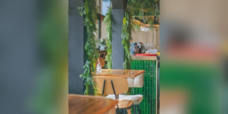 Mojito Café - Restaurant & Bar sur le port de Hyères, restaurant