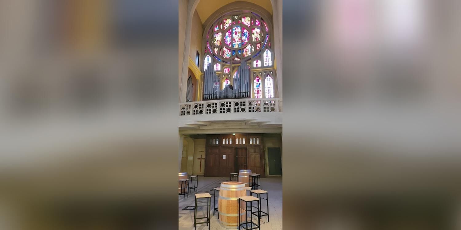 L'Église-Brasserie, bar