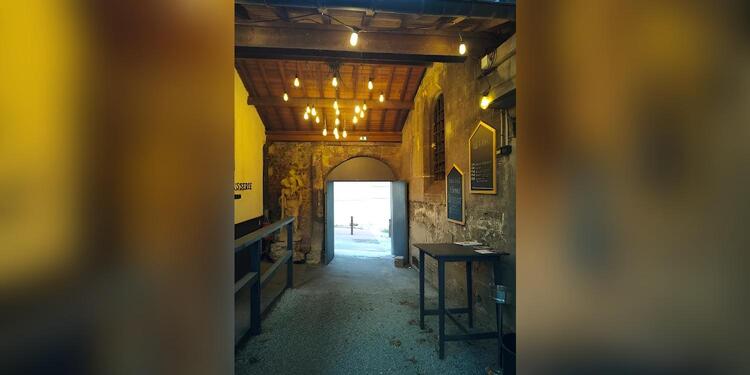 L'Église-Brasserie, bar