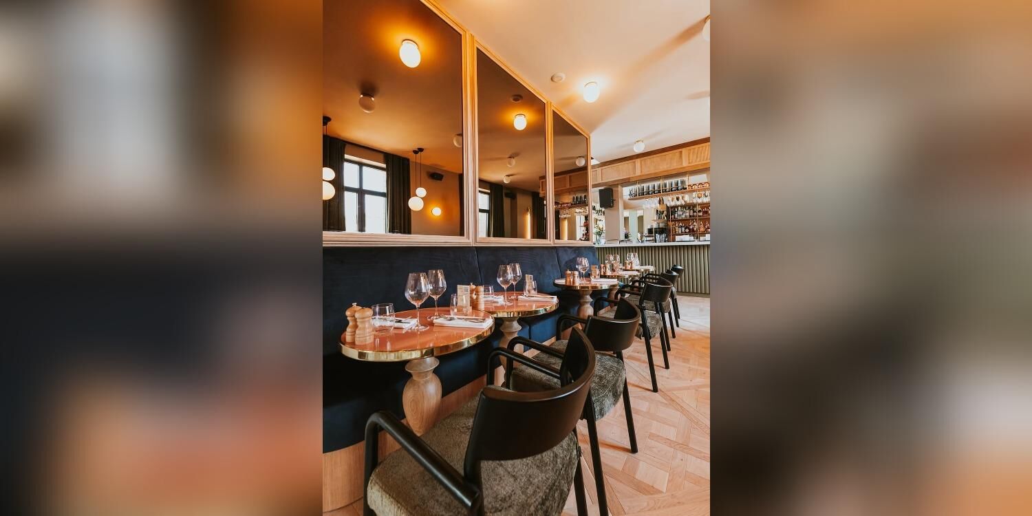 Le Manoir, restaurant