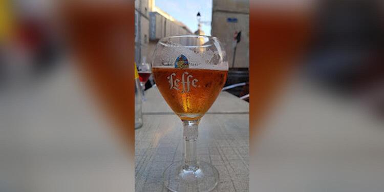 Les Têtes Brulées, bar