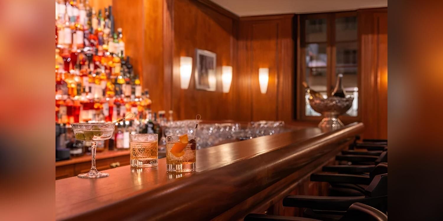 The American Bar, bar