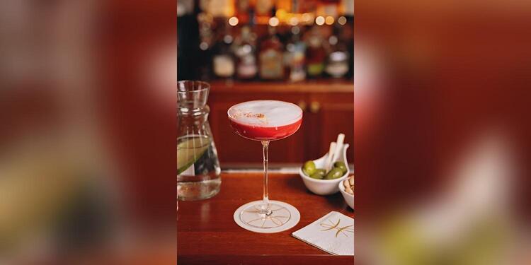 The American Bar, bar