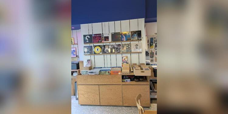 The Message Bar Disquaire, bar