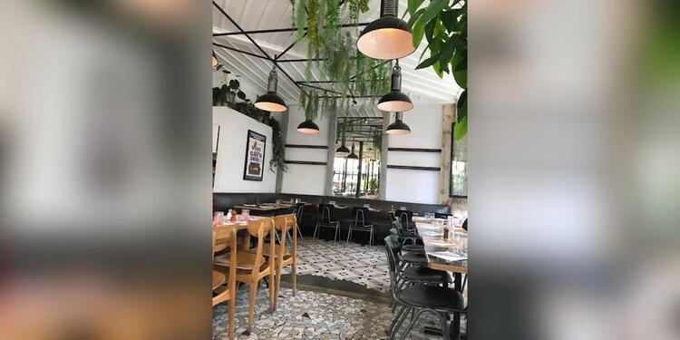 Pause Café, restaurant