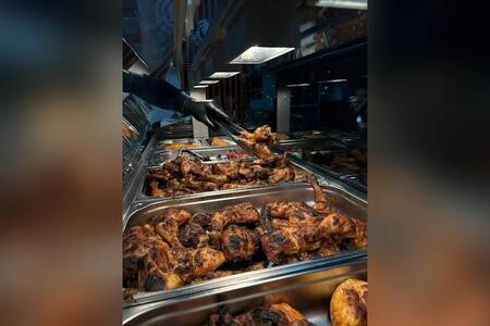 THE FIRST POULET, Restaurant Paris Ménilmontant #0