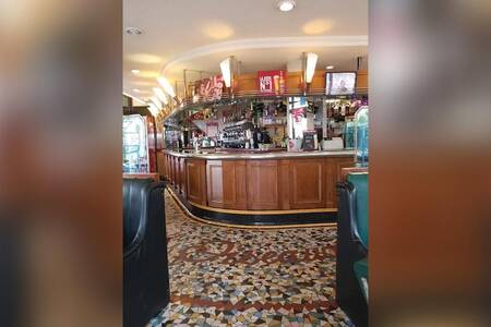 Les Oiseaux, Bar Paris Rochechouart #0