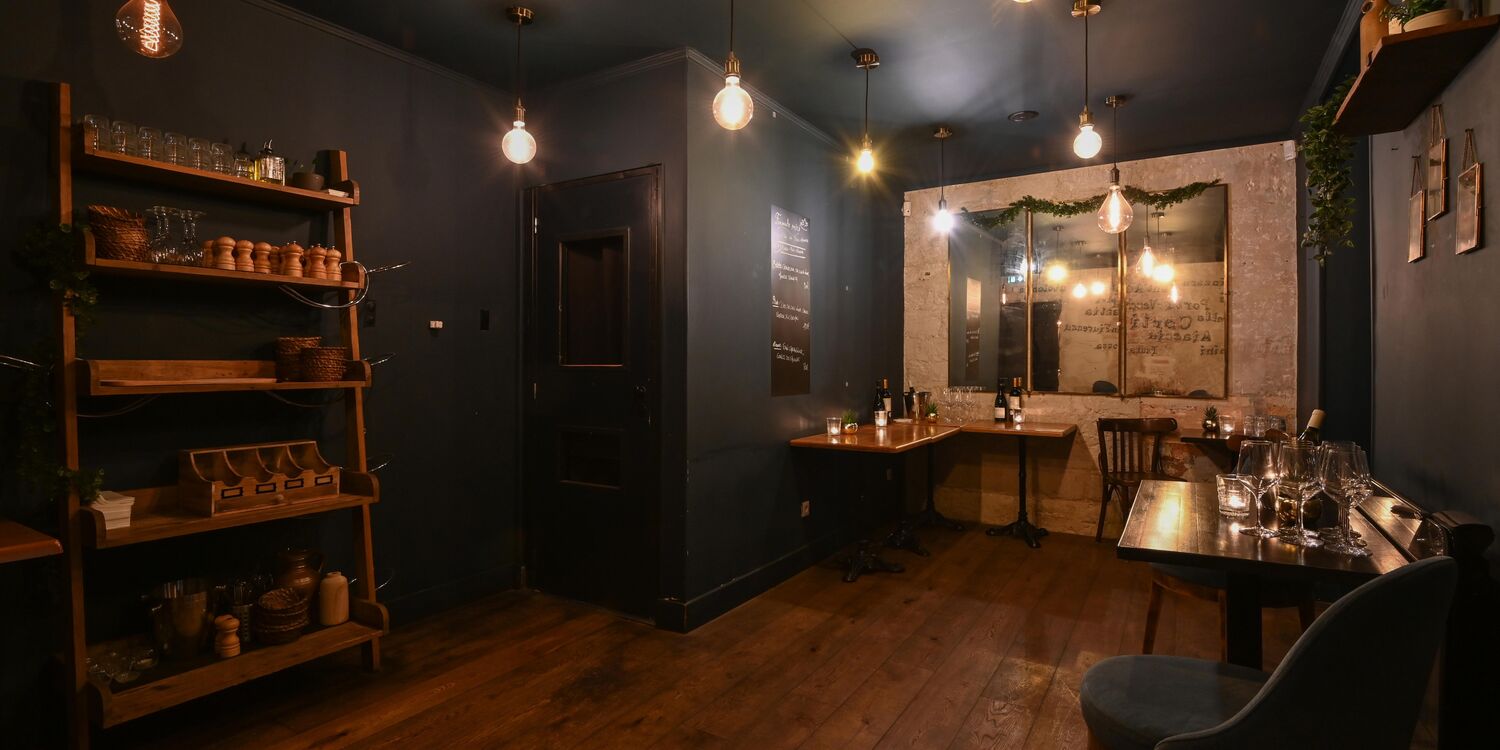 Dix - Restaurant, bar