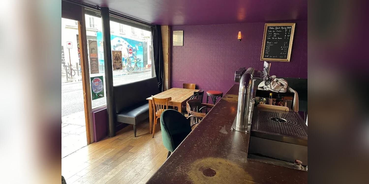 Le chaton indépendant, bar