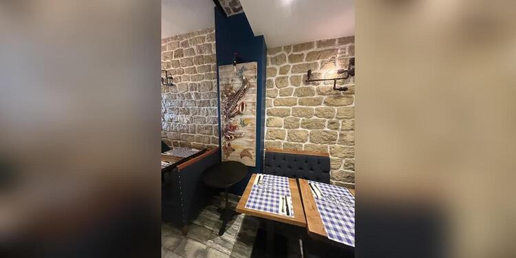 Terry's Café, restaurant