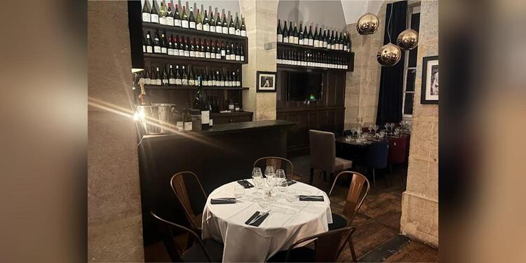 Dr. Wine, restaurant