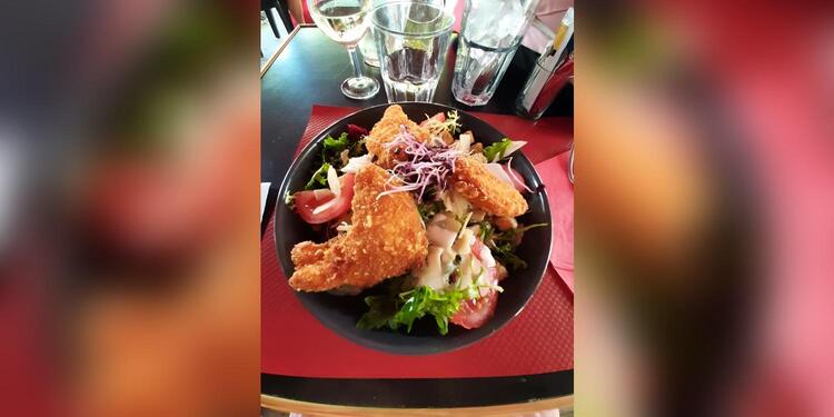 SAN GIO'V Brasserie Karaoke, bar