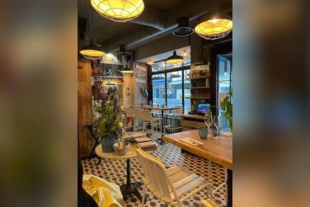 Huguette, Bistro de la mer, Restaurant Paris Saint-Germain-des-Prés #0