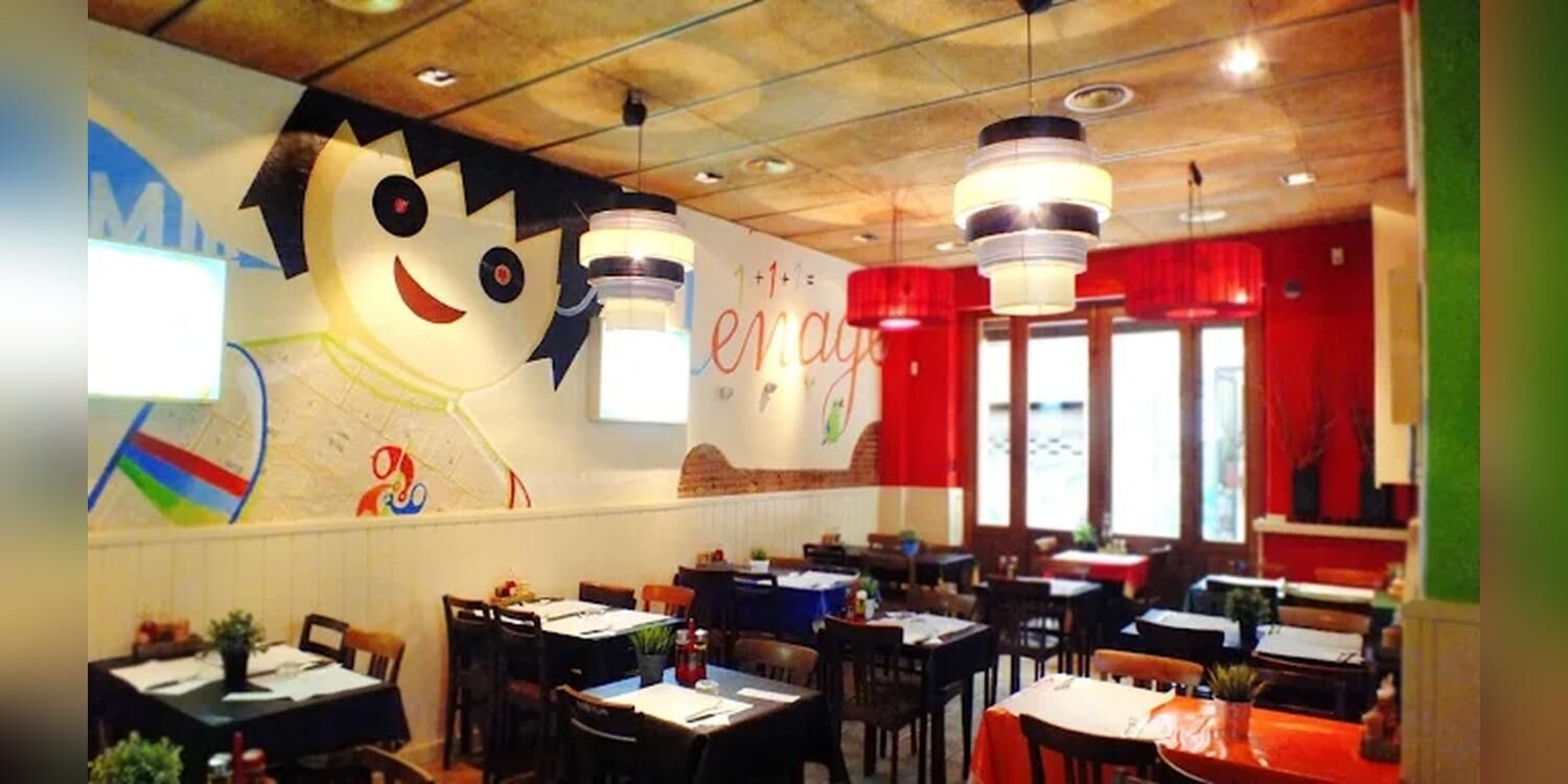 Ménage à Trois, restaurant