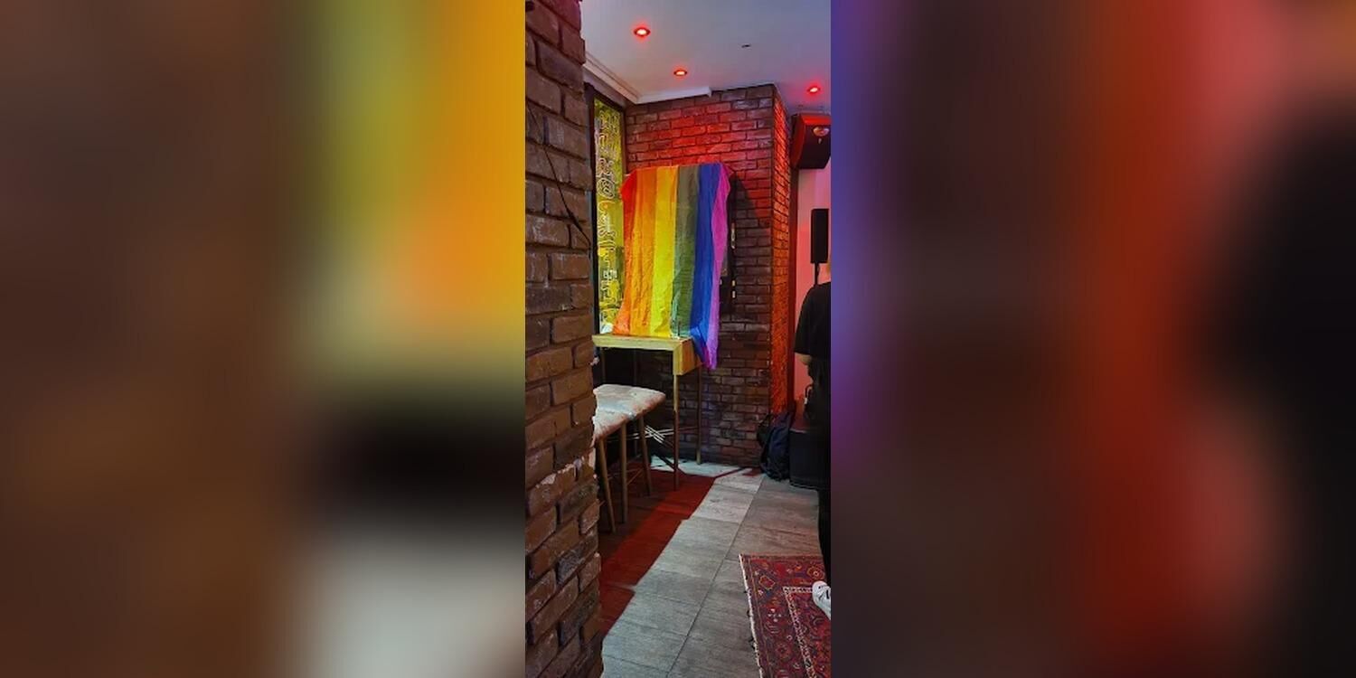 The green fairy, bar