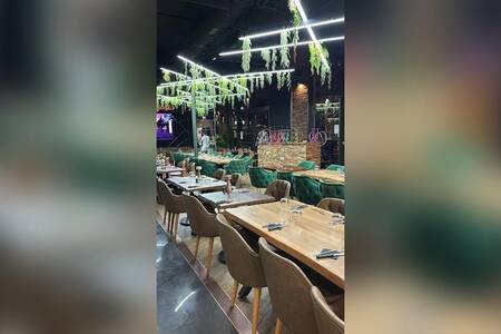 Meat?in steakhouse, Restaurant Bordeaux Deschamps‑Belvédère #0