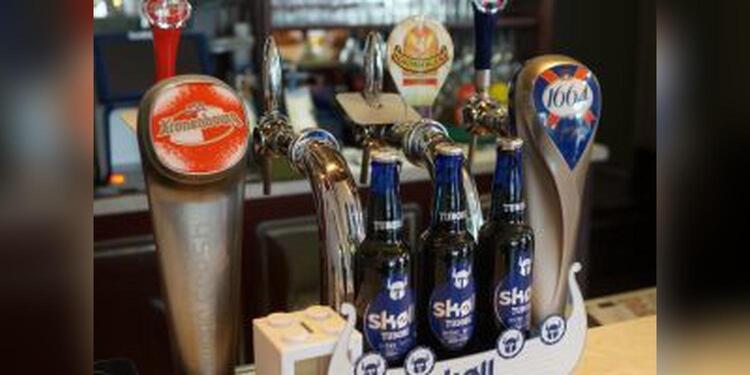 Café De L' Etoile, bar