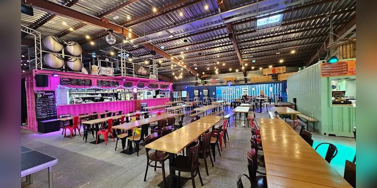 DockSide Food Hall, restaurant