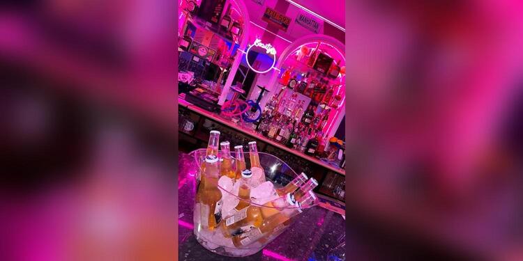 Pub Manhattan VK., bar