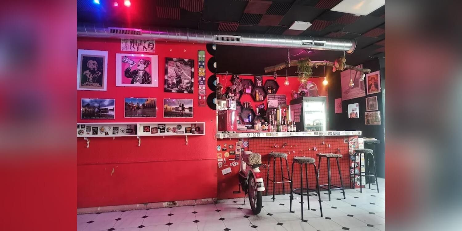 Primera linea Bar, bar