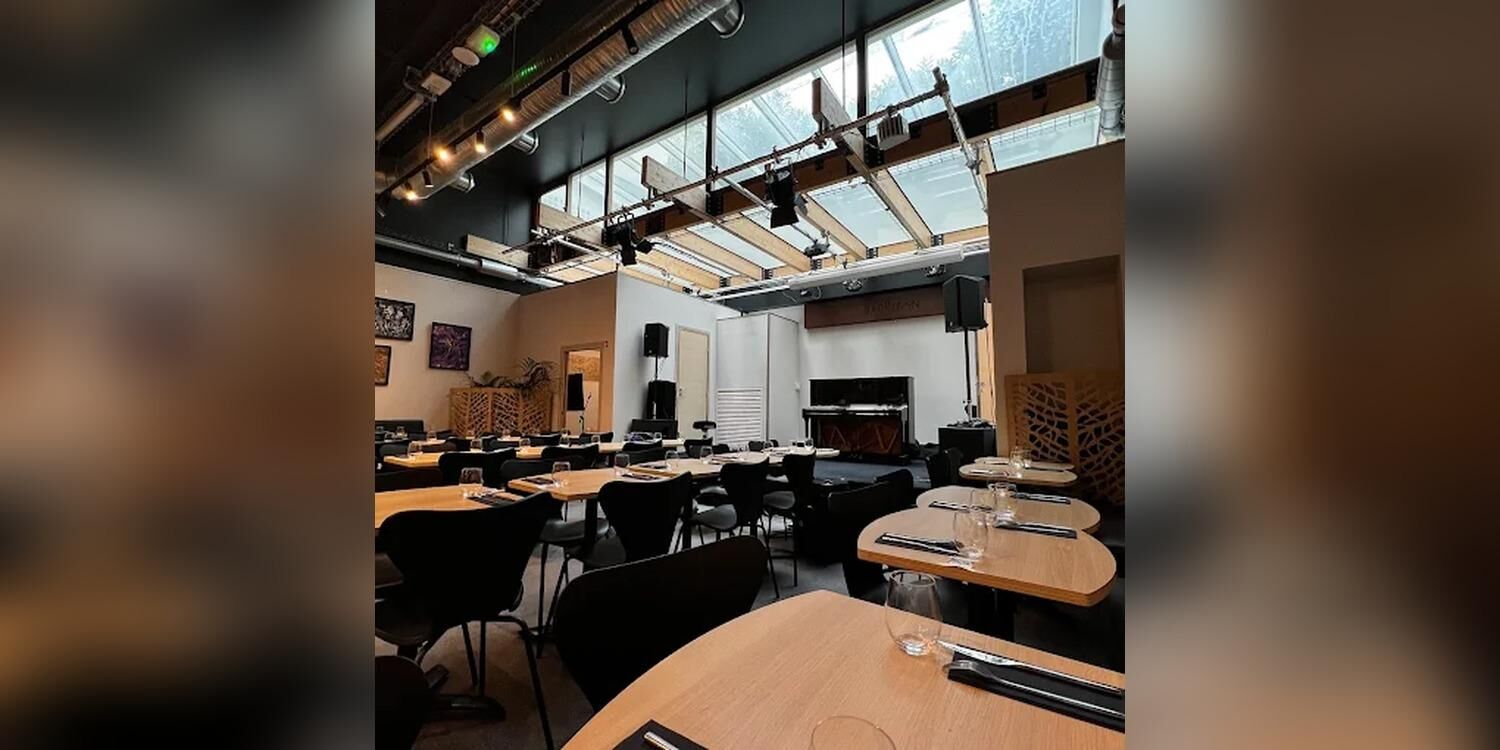 Jass Club Paris, bar