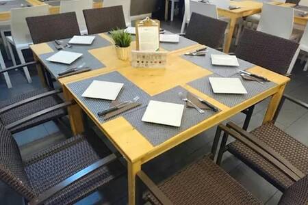 Monty's, Restaurante Madrid Quintana #0