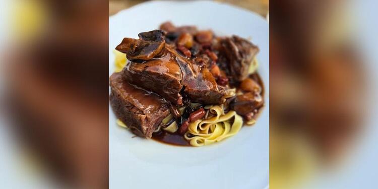 Q Bistrot Dijon, bar