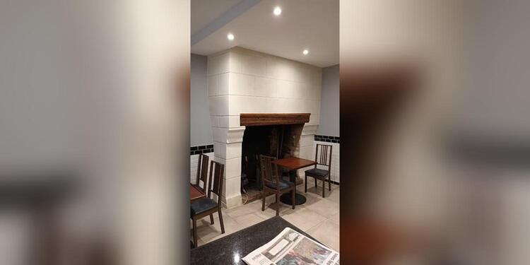 25 AVRIL Café Portugais, bar