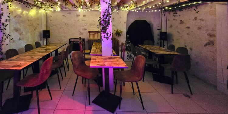 La Fourmilière (Privatisation Festive), rental_room