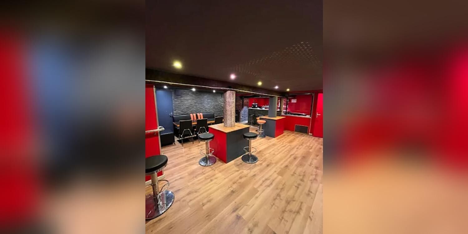 Les Arcades Bar, bar