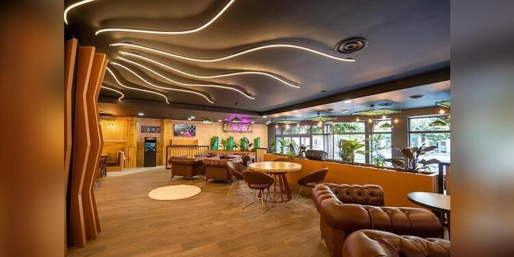 WALL STR'EAT CAFE, restaurant