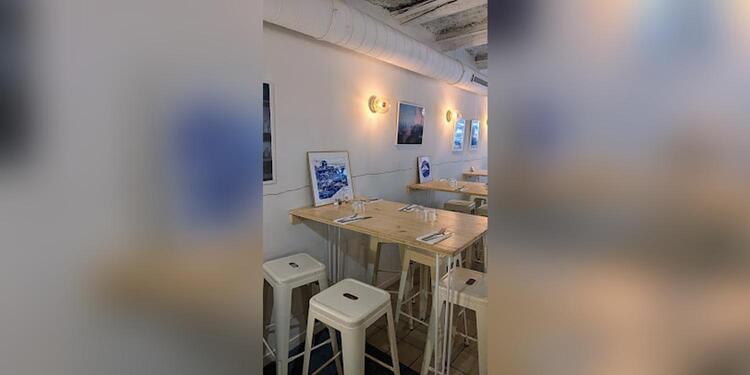 Maison des Nines, bar