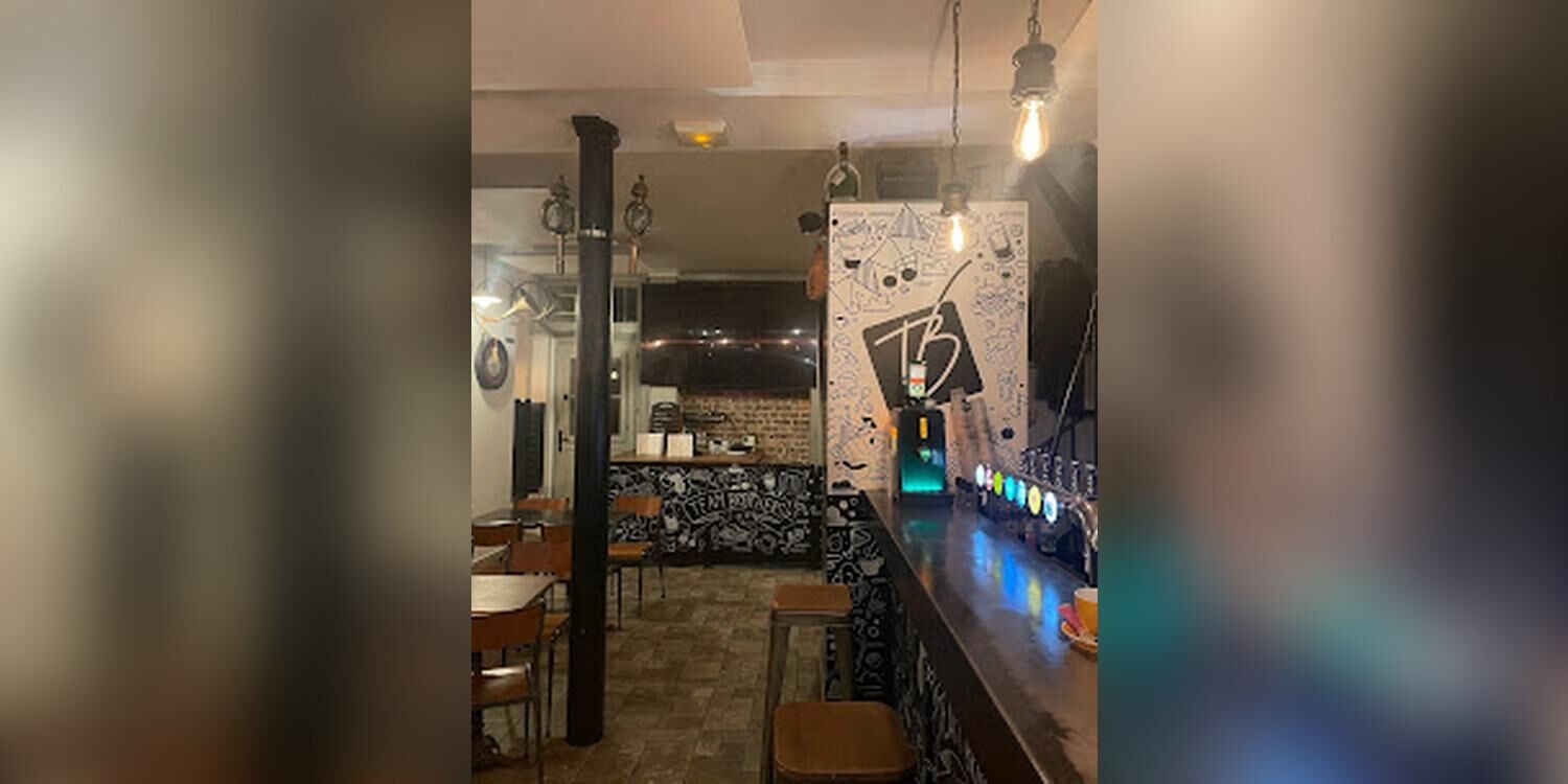 Bar Team Borthers, bar