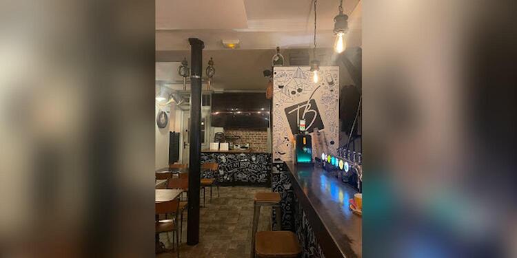 Bar Team Borthers, bar