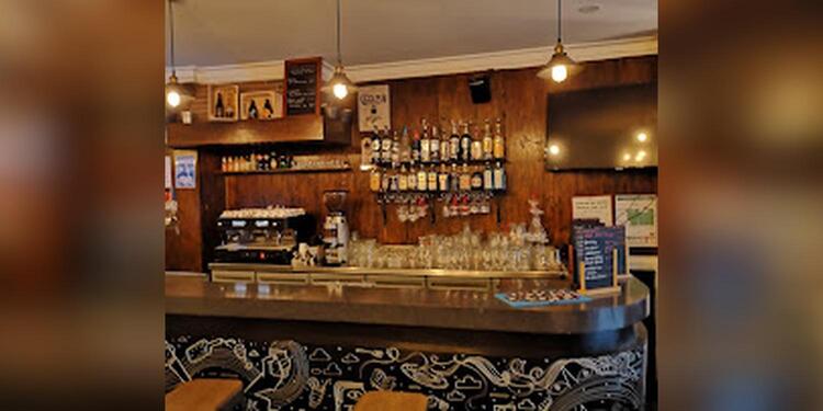 Bar Team Borthers, bar