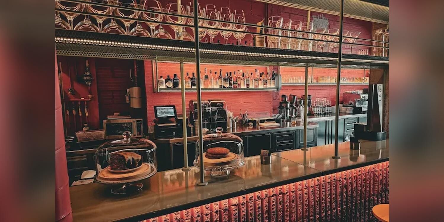 Ojalá Pool Bar, restaurant