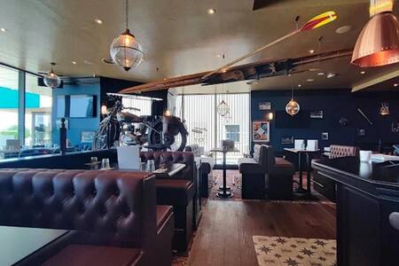 Au Bureau - Pub et Brasserie, Restaurant Vitrolles Le Griffon #0