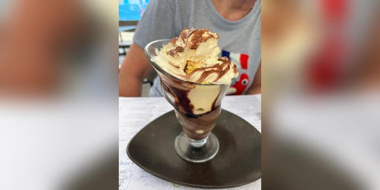 Les Artistes, restaurant