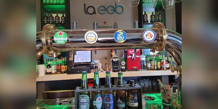 La EGB, bar