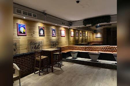 Forty-Six, Bar Madrid Hispanoamérica #0