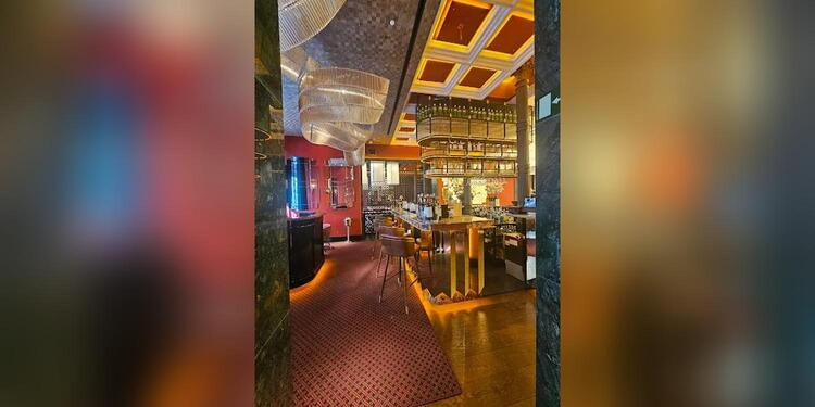 Lelong Asian Club, restaurant