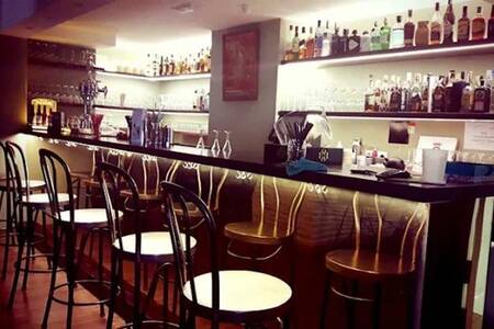 Samsa Club, Bar Madrid Aravaca #0