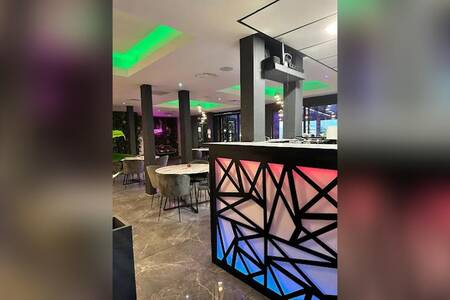 La Marina Lounge - Restaurant Plan de Campagne, Restaurant Les Pennes-Mirabeau  #0